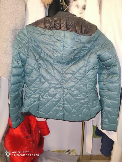 Sprzedam damska kurtke roz,36