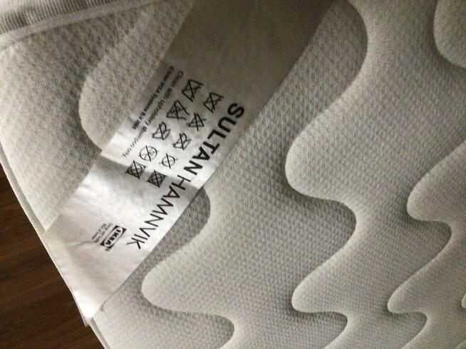 Oddam lozko z materacem