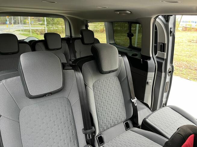 Wynajem busa (9 os.) z kierowcą – Nadarzyn, Janki, Grodzisk