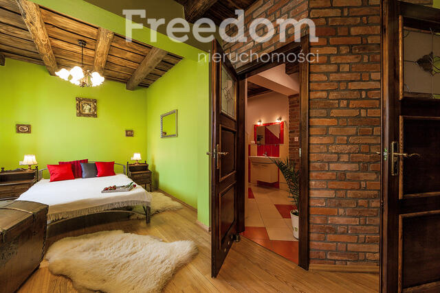 Dom Elbląg/Bielnik II, nad Nogatem Cegła, mur pruski, wiele elementów drewnianych i kamień