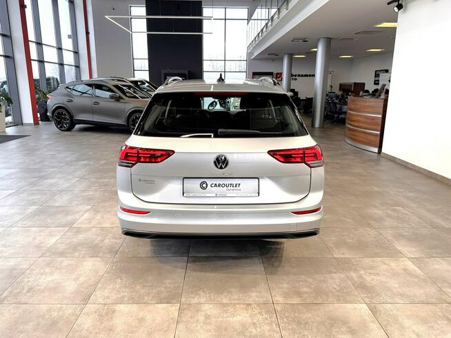 Volkswagen Golf Variant Life 1.5TSI 130KM M6 2022 r., salon PL, I właściciel, f-a VAT