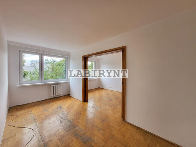 M-4, oddzielna kuchnia, 2.piętro, loggia, od ręki