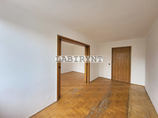 M-4, oddzielna kuchnia, 2.piętro, loggia, od ręki