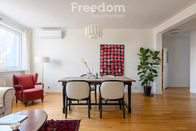 Dwustronne mieszkanie z widokiem na rzekę