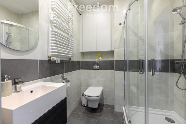 Dwustronne mieszkanie z widokiem na rzekę