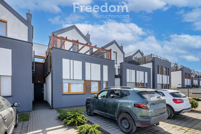 Nowoczesne mieszkanie w szeregowcu blisko Poznania