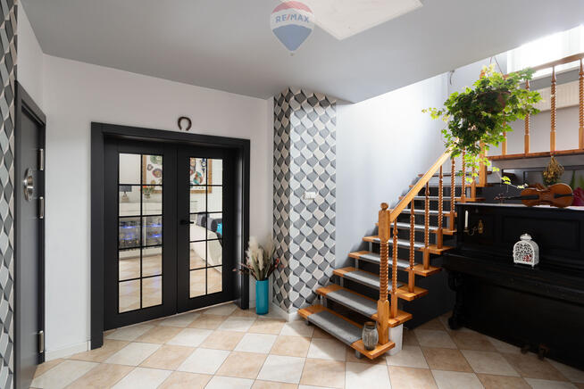 Dom z piwnicą i ogrodem – Starołęka