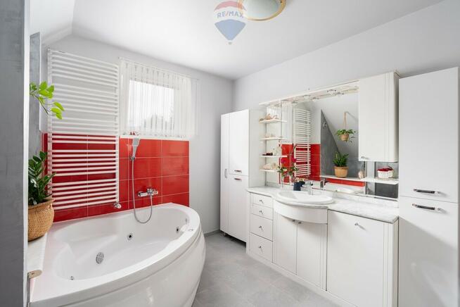 Dom z piwnicą i ogrodem – Starołęka