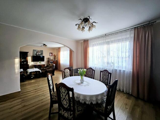 Dom Aleksandrów Łódzki, Przejazd