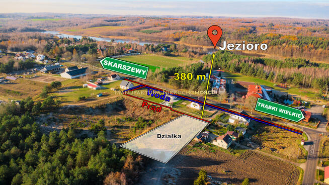 Wyjątkowa działka budowlana. Las i jezioro.