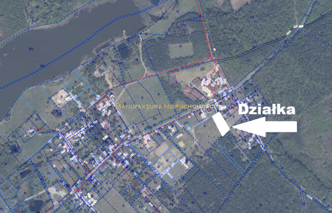 Wyjątkowa działka budowlana. Las i jezioro.