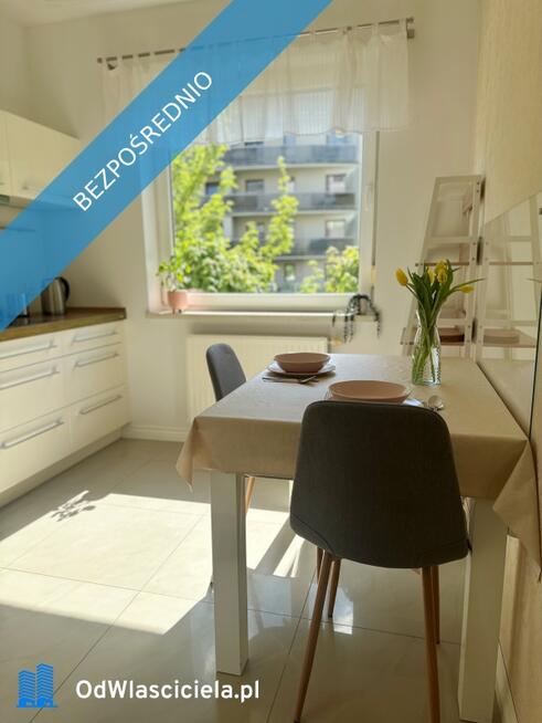 Komfortowe 2-pokojowe mieszkanie z osobną kuchnią.