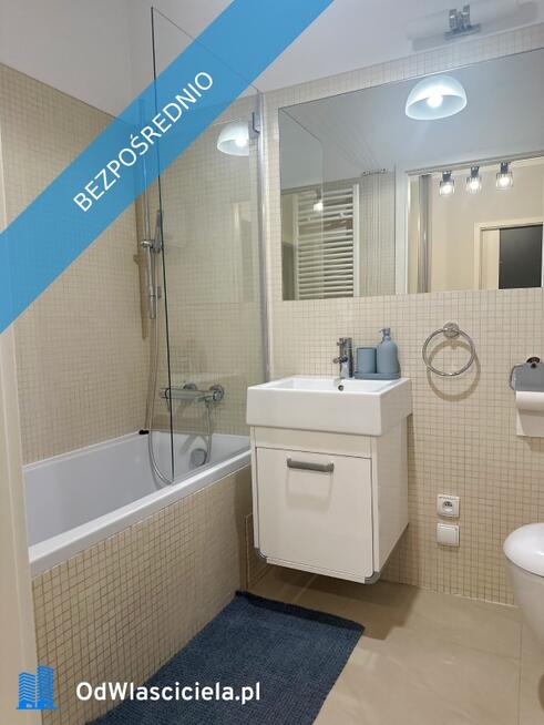 Komfortowe 2-pokojowe mieszkanie z osobną kuchnią.