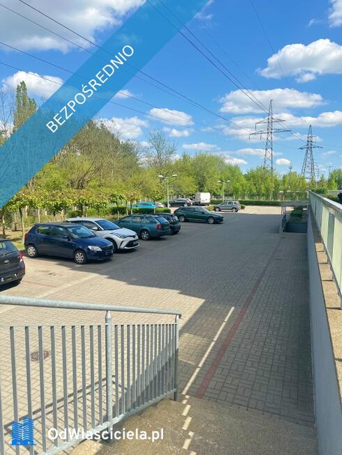 Komfortowe 2-pokojowe mieszkanie z osobną kuchnią.