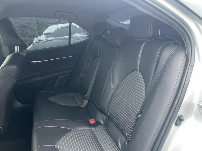 Toyota Camry Executive Automat Hybryda Klimatronik Kamera 218KM