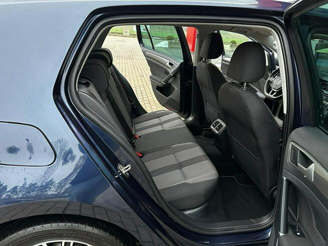 Volkswagen Golf Łopatki Grzane fotele Czujniki Asystent Climatronic Tempomat GWARANCJA