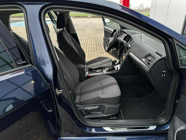 Volkswagen Golf Łopatki Grzane fotele Czujniki Asystent Climatronic Tempomat GWARANCJA