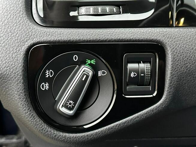 Volkswagen Golf Łopatki Grzane fotele Czujniki Asystent Climatronic Tempomat GWARANCJA