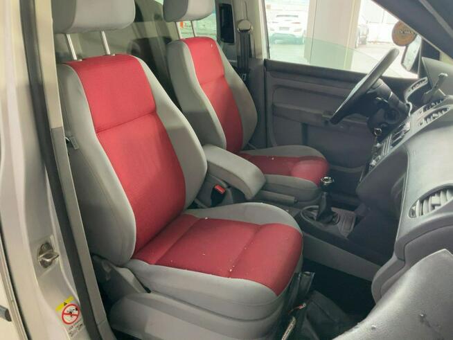 Volkswagen Caddy 4Motion, Klimatyzacja, Podgrz. fotele, 2 kpl. kół, Hak holowniczy