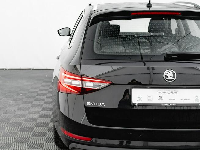 Škoda Superb 2.0 TDI Ambition Podgrz.f Bi-Xenon Cz.park 2 kompl. opon Salon PL