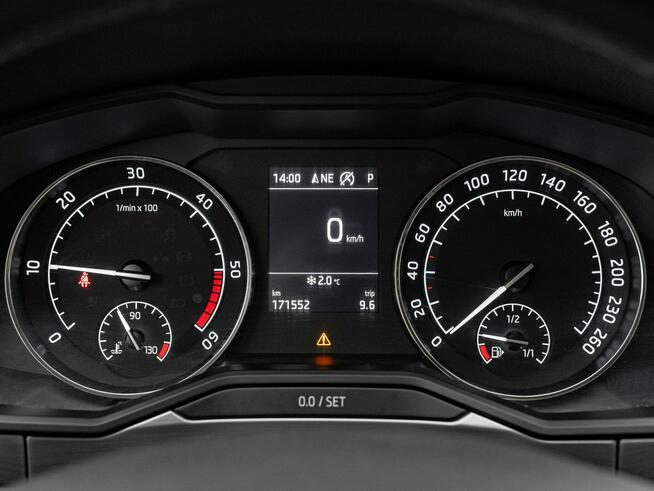 Škoda Superb 2.0 TDI Ambition Podgrz.f Bi-Xenon Cz.park 2 kompl. opon Salon PL