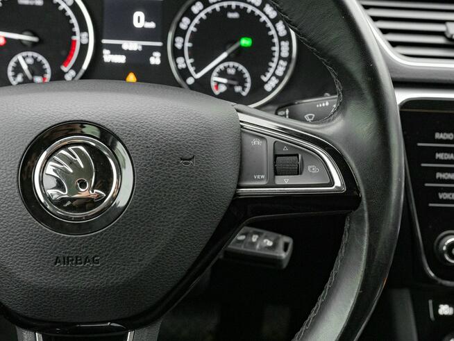 Škoda Superb 2.0 TDI Ambition Podgrz.f Bi-Xenon Cz.park 2 kompl. opon Salon PL