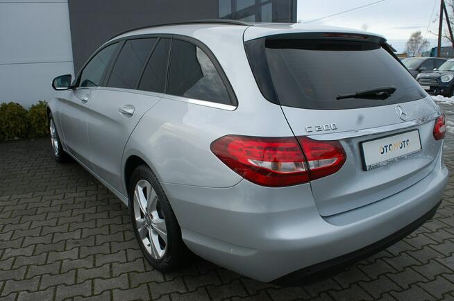 Mercedes C 200