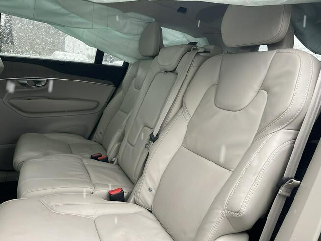 Volvo XC 90 B5 AWD Ultimate Bright 7osobowy Kamery360 Pamięć 235KM