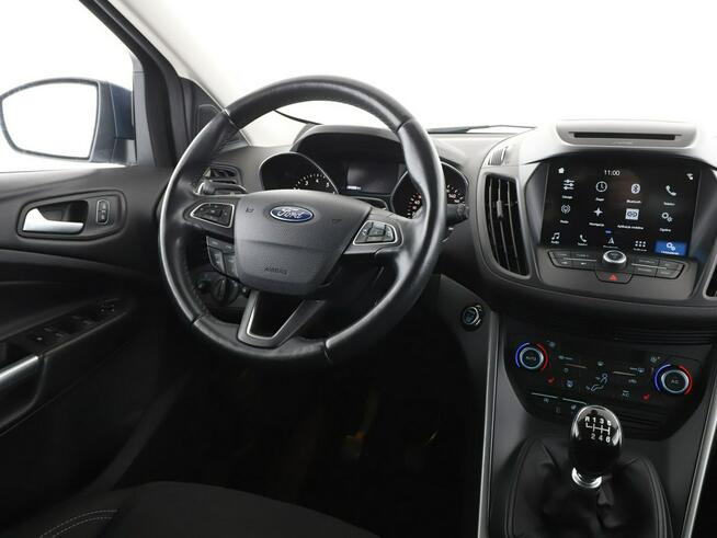 Ford Kuga navi klima auto grzane fotele grzana szyba i kierownica