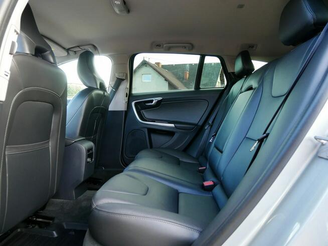 Volvo V60 Cross Country 2.0 T5 245KM Eu6 4x4 AWD Summum -Automat -Kraj -Serwisy w ASO -Zobacz