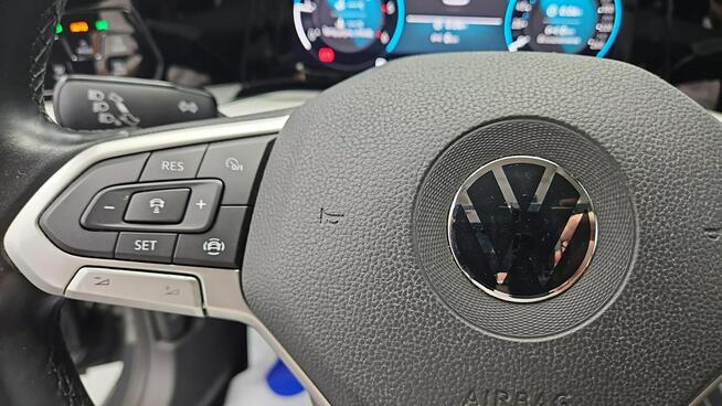 Volkswagen Golf 2.0 TDI Life ! Z Polskiego Salonu ! Faktura Vat !