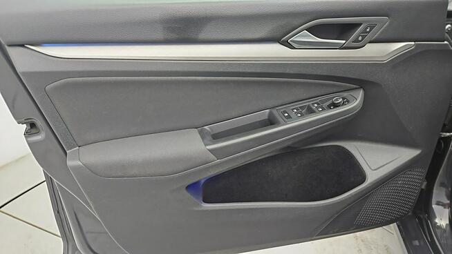 Volkswagen Golf VIII 2.0 TDI Life ! Z Polskiego Salonu ! Faktura VAT !