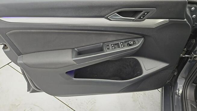 Volkswagen Golf VIII 2.0 TDI Life ! Z Polskiego Salonu ! Faktura Vat !