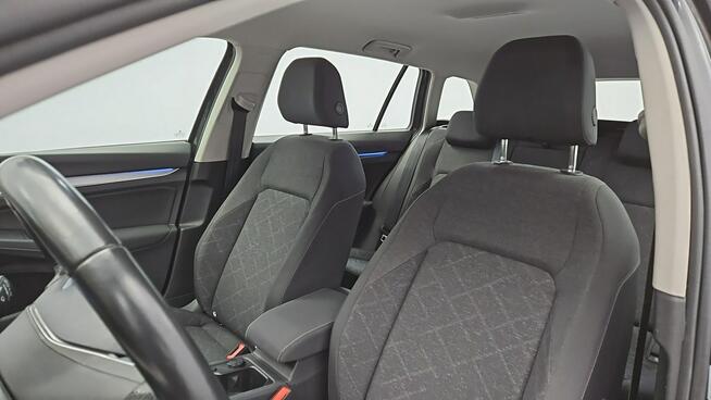 Volkswagen Golf VIII 2.0 TDI Life ! Z Polskiego Salonu ! Faktura VAT !