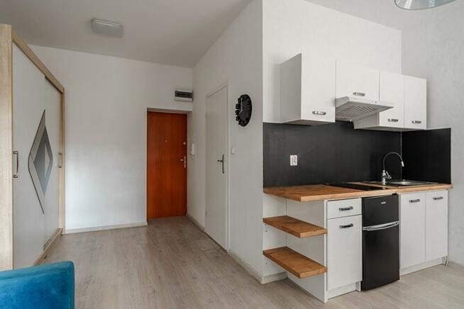 Do wynajęcia jasna kawalerka, Lwowska 15