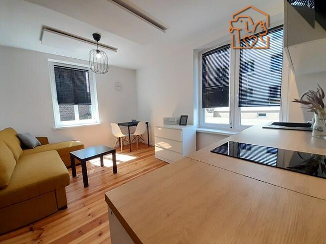 Tomasza 5, Brynów, funkcjonalne studio