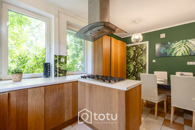 Dom Marianów gm. Leszno,