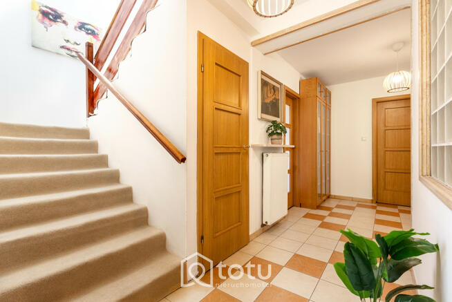 Dom Marianów gm. Leszno,