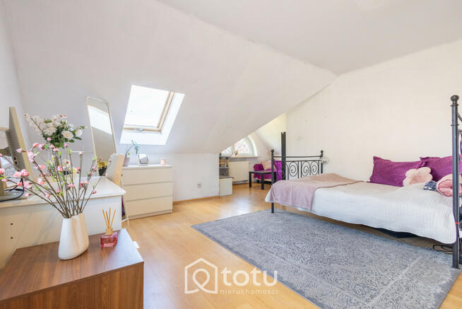 Dom Marianów gm. Leszno,