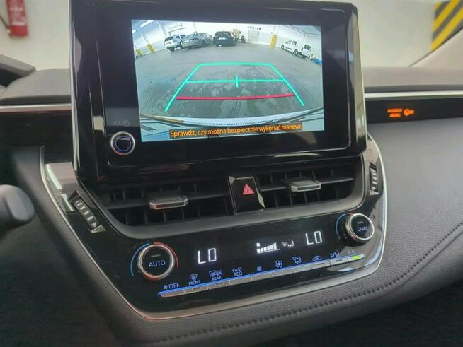 Toyota Corolla Salon Polska Poleasingowy I właściciel Serwis ASO VAT 23% Bezwypadkowy