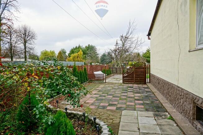 Hotel pracowniczy i sklep, Guzów, gm. Wiskitki.