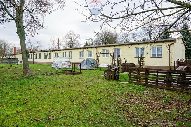 Hotel pracowniczy i sklep, Guzów, gm. Wiskitki.