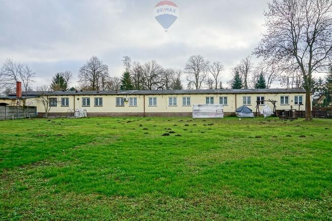 Hotel pracowniczy i sklep, Guzów, gm. Wiskitki.