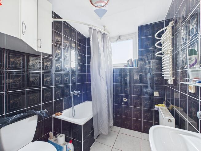 Dom szeregowy + działka + garaż = 3 w 1.