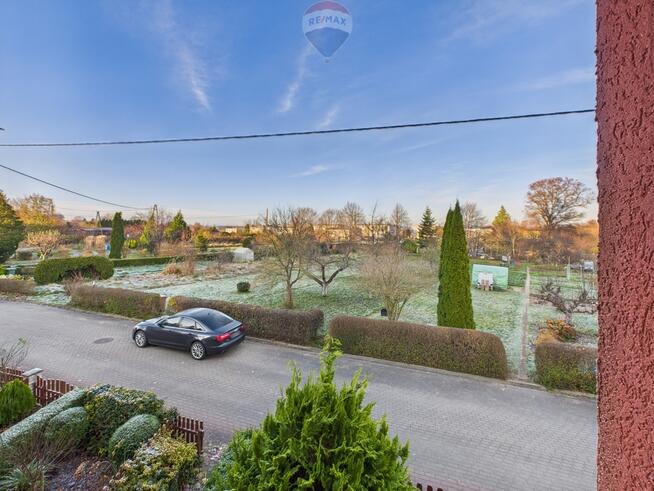 Dom szeregowy + działka + garaż = 3 w 1.