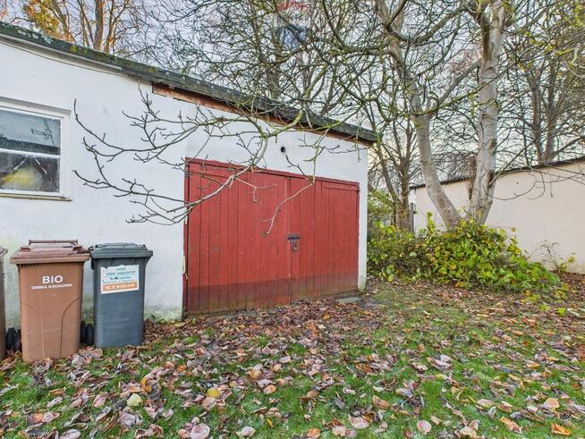 Dom szeregowy + działka + garaż = 3 w 1.