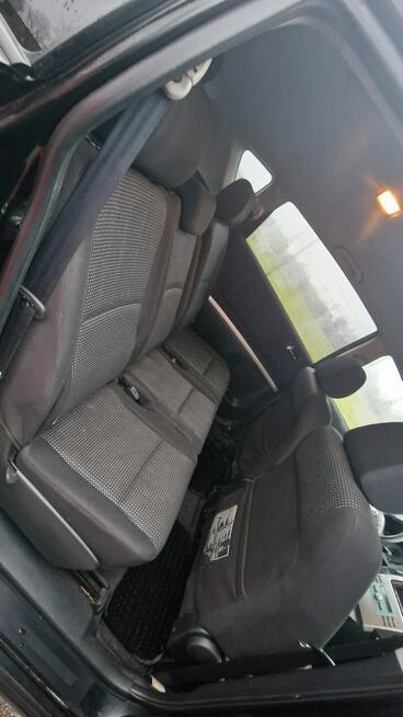 Toyota Corolla Verso 2.2 D-4D 7osobowy 2006r 211tys km Hak Klima Tempomat Navi Isofix