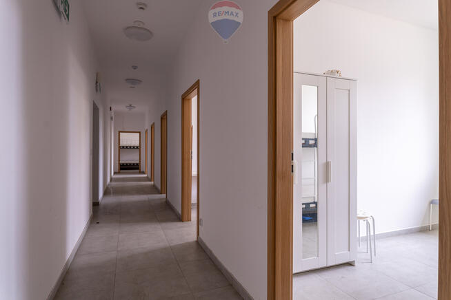 Budynek produkcyjny z zapleczem hotelowym