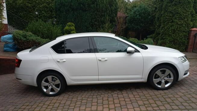 Škoda Octavia STYLE DSG Xenon Ledy Podgrzewane fotele SmartLink+ FV23% 37 Netto