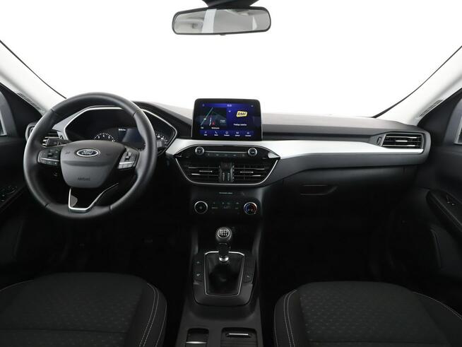 Ford Kuga FV23% navi PDC grzane fotele LED tempomat